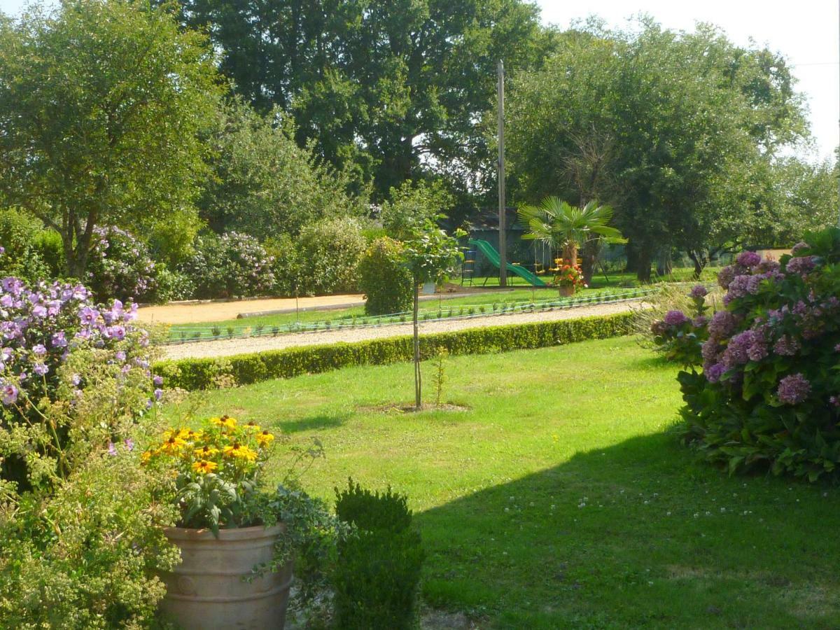 Gite "La Bournilliere" Vicq-sur-Nahon Exterior foto